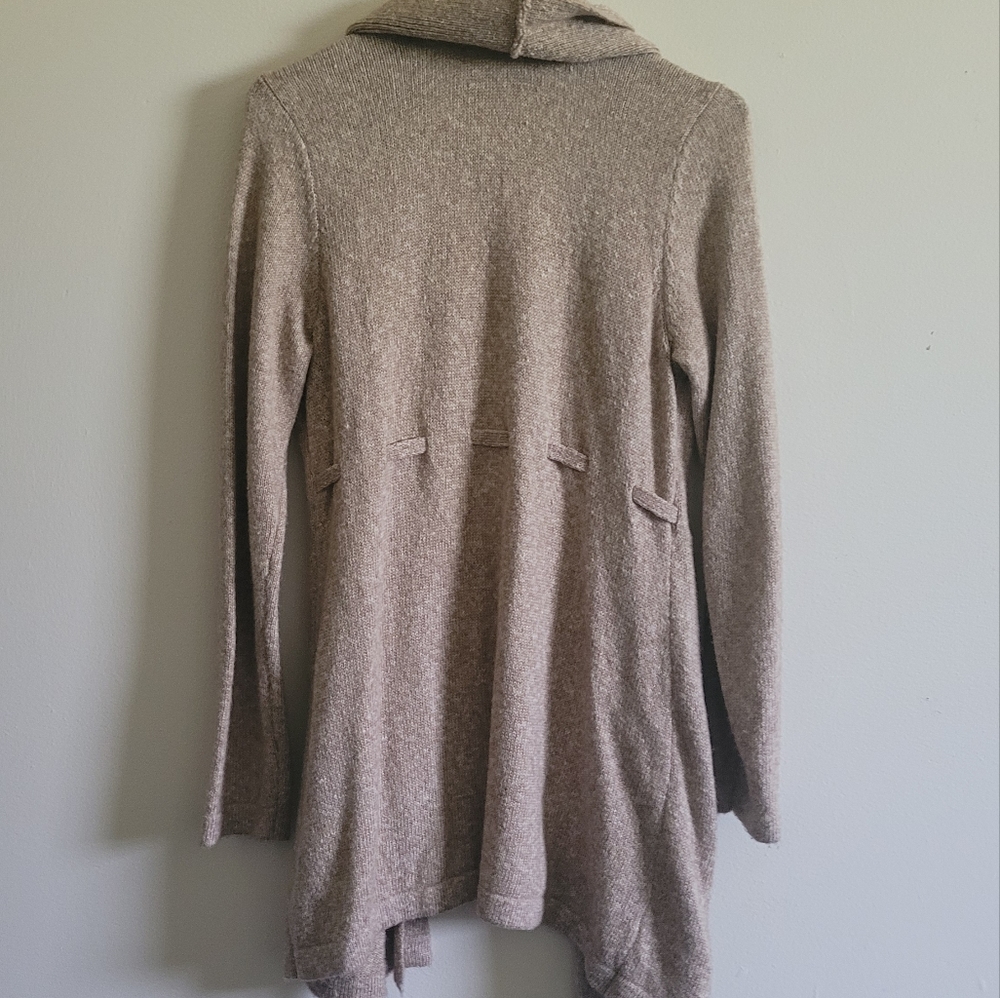 Cardigan by motherhood